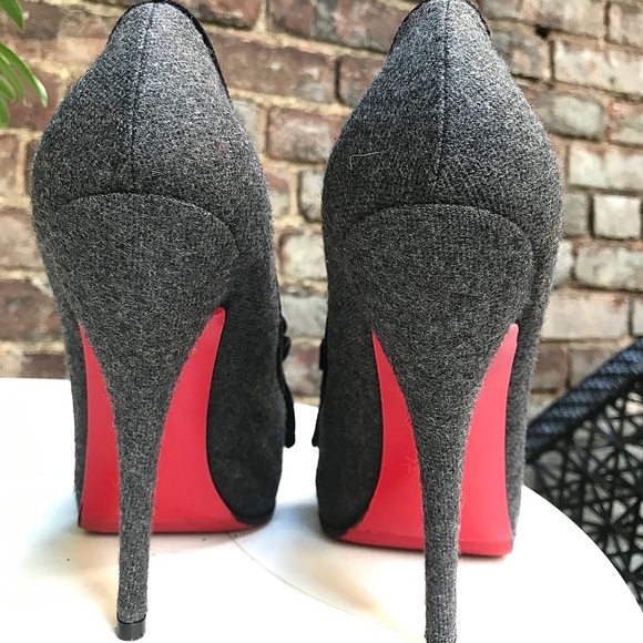 RARE Christian Louboutin size 38 grey black pumps - Picture 4 of 6